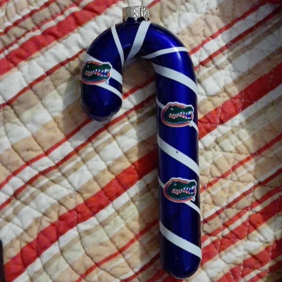 Gator Christmas ornaments - Picture 3 of 3